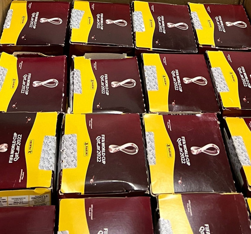 Imagen 3 de 5 de Caja Por 104 Sobres Panini Qatar 2022
