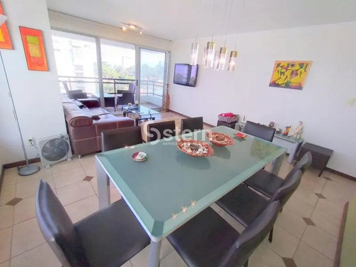 Imagen 4 de 20 de Apto. En Venta Sobre Roosevelt - 3 Dormitorios 2 Baños