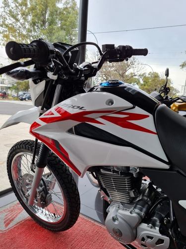 Imagen 4 de 15 de Nuevo Enduro Xr 150 L 2023 0km Retira Hoy!!! - Power Bikes
