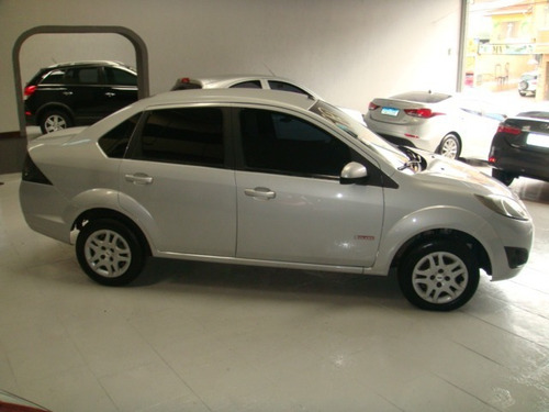 Fiesta Sedan
