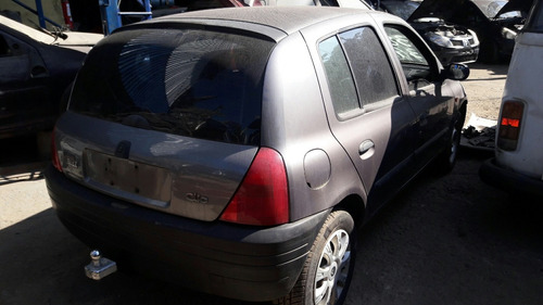 Sucata Para Retirada De Peças Renault Clio 2000 1.0 8v Com B