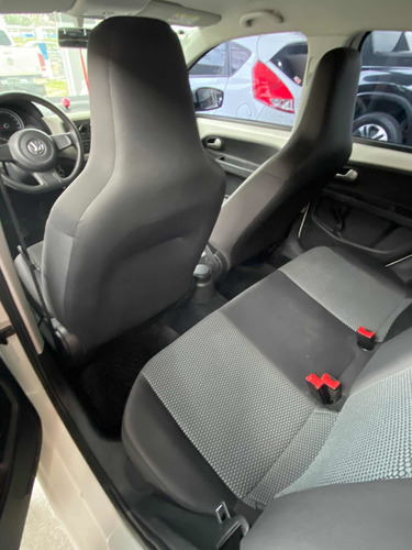 Volkswagen Up! 2016 1.0 Move Up! 75cv 5 P