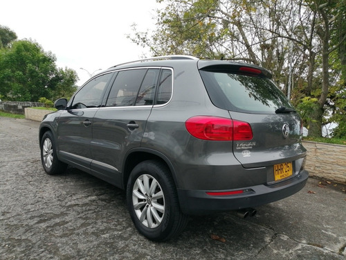 Volkswagen Tiguan Gasolina Full Techo