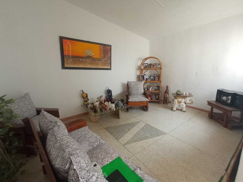 Imagen 4 de 30 de Casa Amplia Con Techo Platabanda En Las Acacias. Bajó De Precio.