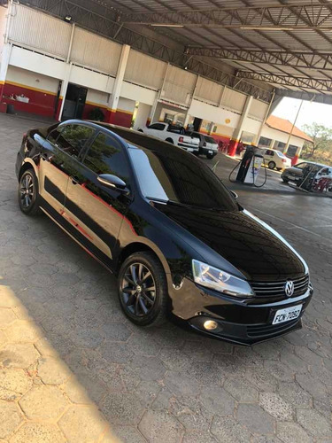 Volkswagen Jetta 2014 2.0 Comfortline Flex 4p Automática