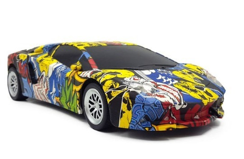 Imagen 2 de 4 de Auto Con Control Remoto Graffiti 20 X 9 X 6 Cm