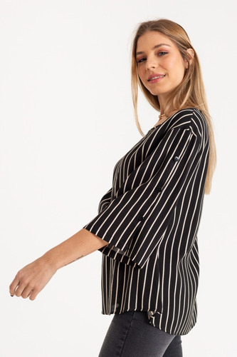 Imagen 2 de 5 de Blusa Rayada Fibrana 1