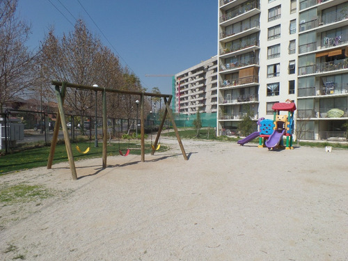 $560.000.- Se Arrienda Departamento Primer Piso