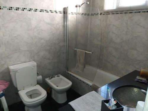 Imagen 5 de 9 de Casa En Venta En Ituzaingo Sur