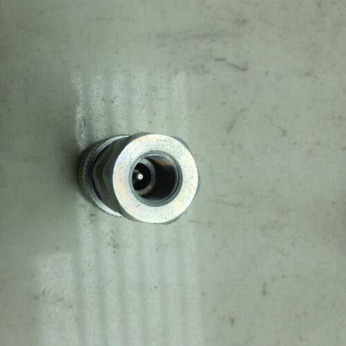 2pk Parker 6601-4-4 Quick Connect, Socket, 1/4 , 1/4 -18 Zzk
