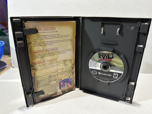 Resident Evil 3 Nemesis | Nintendo Gamecube No Manual (Usado)