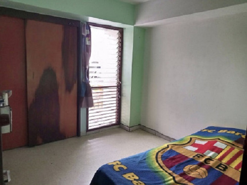 Apto / Venta / Santa Rosalia / 2h/1b/0pe / 65 M2