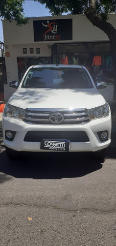 Imagen 2 de 11 de Toyota Hilux 4x4 D/c Srv 2.8 Tdi 6 M/t