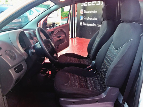 Imagem 13 de 15 de Fiat Fiorino 1.4 Mpi Furgão Hard Working 8v Flex 2p Manual