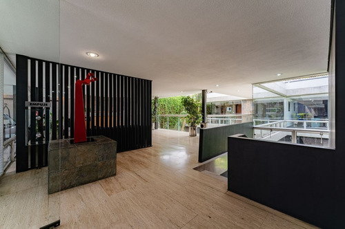Casa Con Uso De Suelo Lomas De Chapultepec
