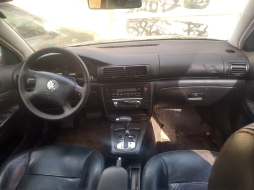 Imagem 5 de 5 de Volkswagen Passat 2000 1.8 Turbo 4p