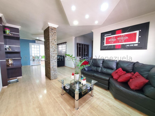 Imagen 2 de 12 de Town House En Venta Tiuna Maracay 22-4331 Hc
