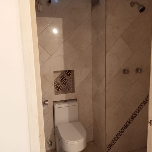 Imagen 13 de 23 de Global Alquila Apartamento En Paraparal, Res. Copoazu (gla-1153)