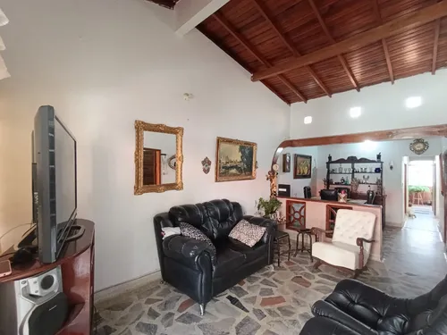 Casa En Venta En Torcoroma. Cod V30484