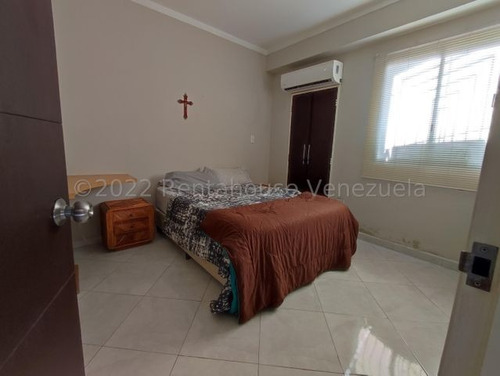 Imagen 14 de 25 de @enzococchioni.rah Moderno Apartamento Piso Bajo Resd. Greco San Jacinto 22-25667