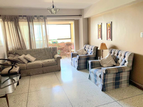 Apartamento En Venta/calle Ricaurte Edificio Coromar/pg1112