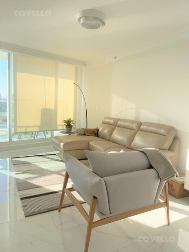 Apartamento En Alquiler En Torre Con Amenities, 2 Dormitorios En Suite, Cocina Integrada Y Toillette.-