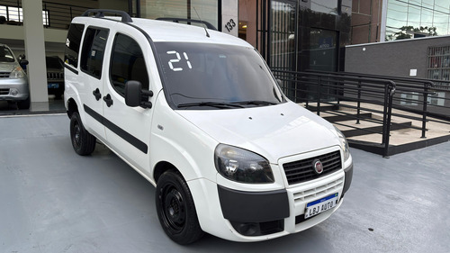 Fiat Doblo 1.8 16v Essence 7l Flex 5p 5 marchas