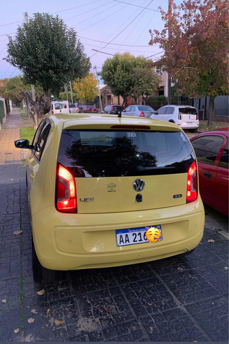 Volkswagen Up! 2016 1.0 High Up! 75cv 5 P