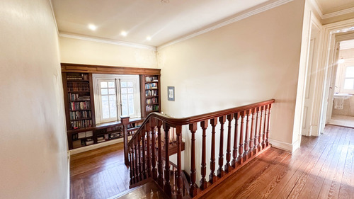 Venta Casa 7 Ambientes Estilo Alemán Pileta Martínez