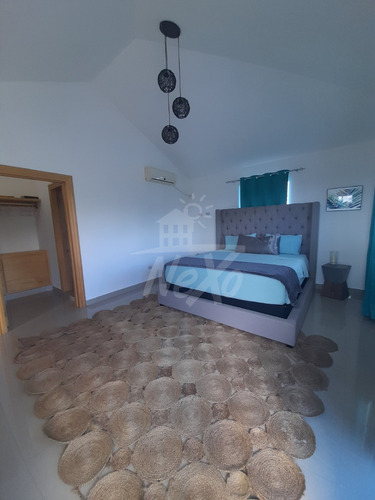 Imagen 9 de 24 de Linda Casa Con Piscina En Venta Residencial Cerrado, Santiago (jpc-212)