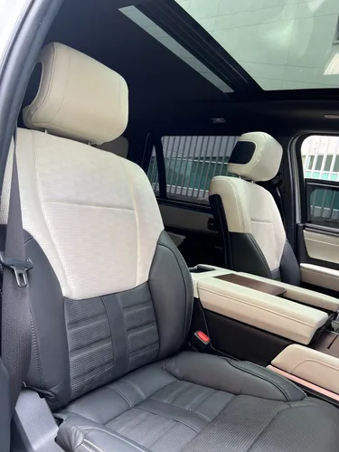 Toyota Sequoia 3.5 V6 Capstone