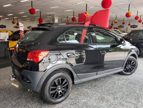 Chevrolet Onix 1.4 Mpfi Activ 8v Flex 4p Automático