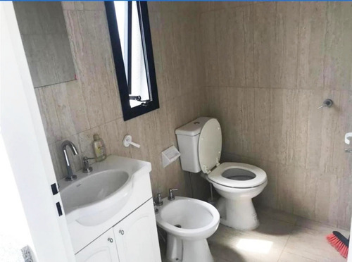 Imagen 6 de 7 de Venta Departamento Monoambiente Al Frente Ubicado En El Barrio De Mataderos Chascomús 5900