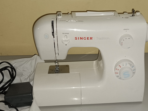 Maquina De Coser Singer 