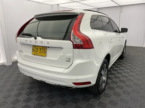 Volvo XC60 3.0 T6 R-design Awd