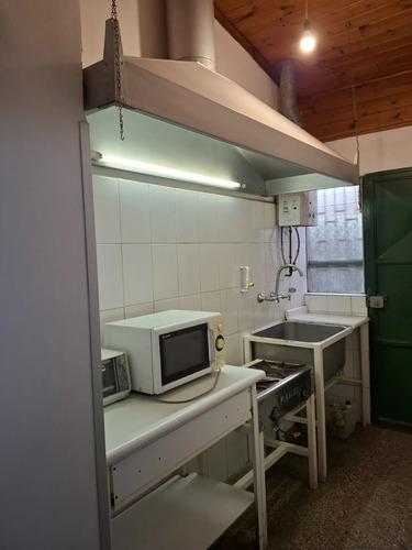 Local Comercial Equipado Para Panadería Con Dpto Interior