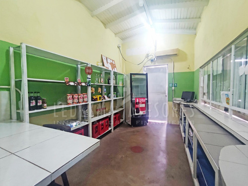 Imagen 4 de 7 de Ledezma Asesores Vende Local Comercial Ubicado En El Periférico, Una De Las Zonas Más Comerciales De Ciudad Bolívar - Venezuela