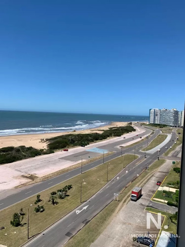 Departamento De 3 Dormitorios En Venta Con Una Vista Divina!!!