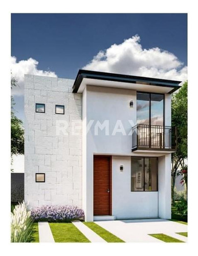 Casa En Venta En Condominio  Cimatario 