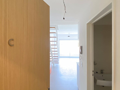 Terraza Y Piscina Privada En Tu Ambiente De Caballito