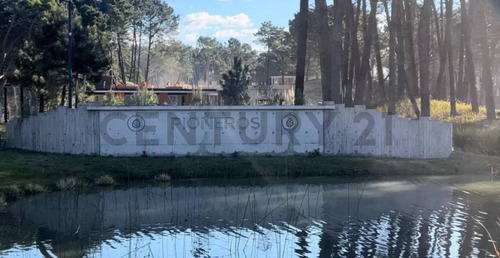 Lote En Barrio Pioneros En Venta - Oportunidad - Permuta - Pinamar - Costa Atlantica