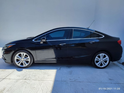 Imagen 4 de 13 de Chevrolet Cruze Paq. D Premier 2017