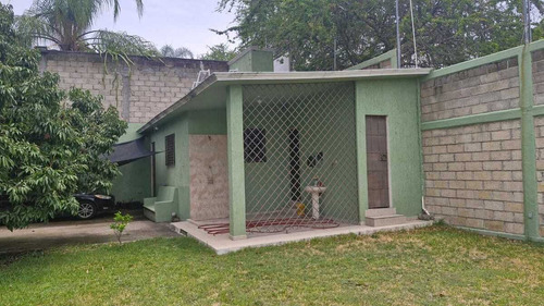 Casa En Venta Seminueva En Cuernavaca Con Areas Recreativas