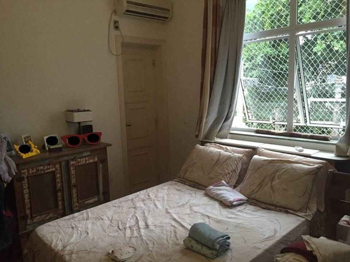 Apartamento À Venda Na Rua Lópes Quintas, Jardim Botânico, Rio De Janeiro - Rj - Liv-2555