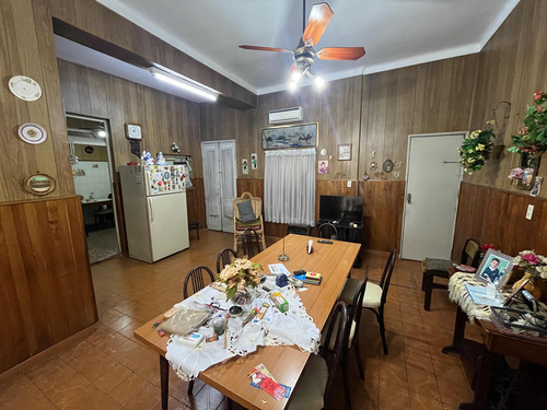 Hermosa Casa 5 Ambientes En Venta *mataderos*