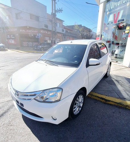 Toyota Etios 1.5 Xls