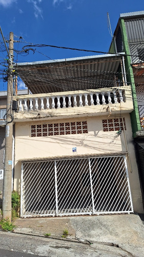 Oportunidade Para Investir E Morar!! Sobrado Com 2 Casas.