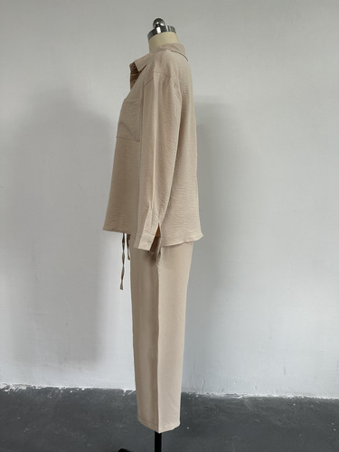 A Conjunto Piezas Con Pantalones Harén Y Camisa Informal