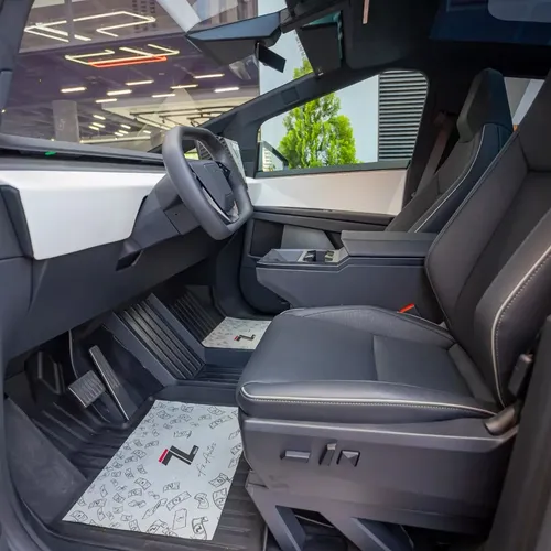 Tesla Cybertruck Foundation Series 2025