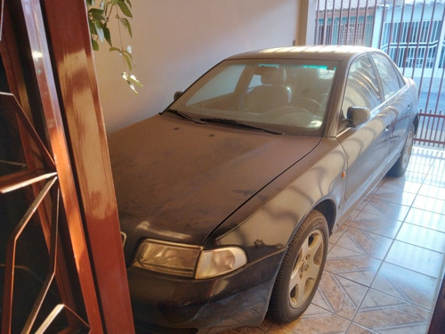 Imagem 1 de 14 de Audi A4 1998 2.8 Aut. 4p